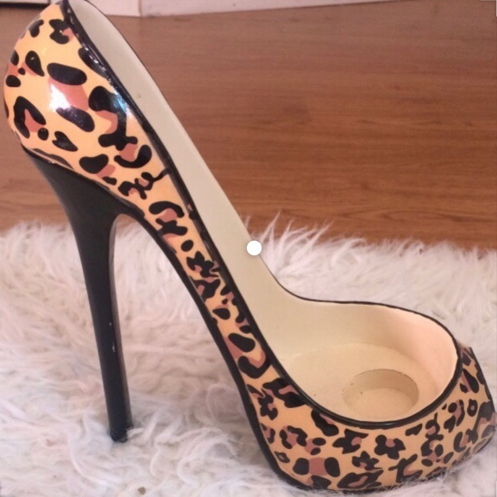 Conair Professionals heatstyling tool holder